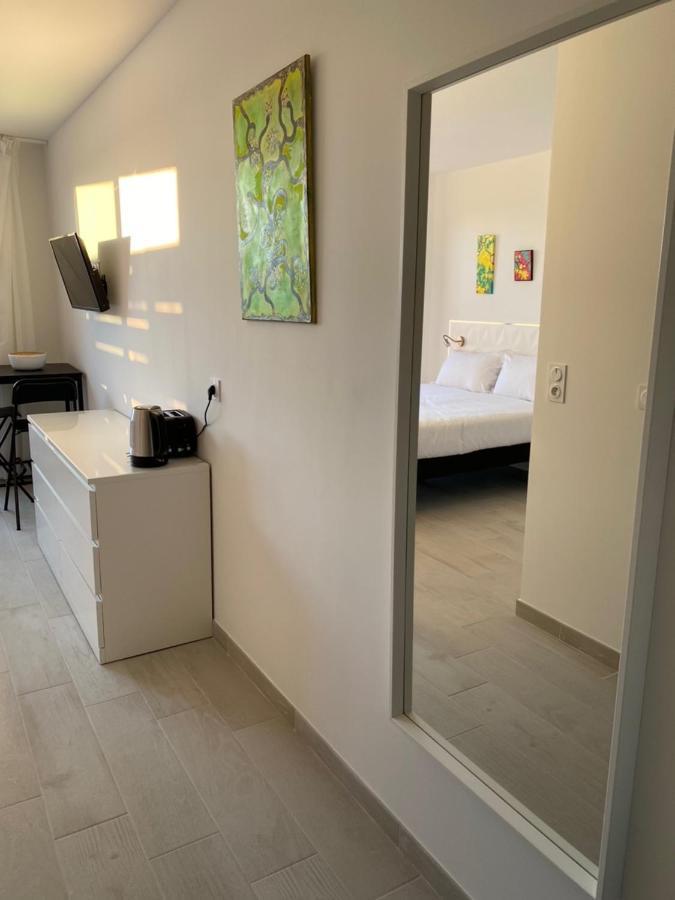 Les Jardins D'Athena Aparthotel Éguilles Kültér fotó
